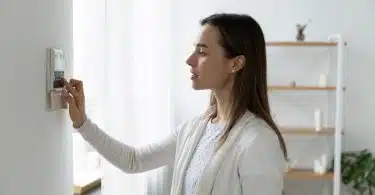 Comment réduire votre facture énergétique avec une isolation efficace